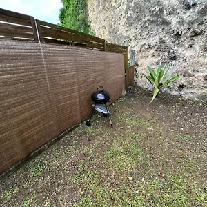 Au Calme Avec Jacuzzi, Le Boursoie Villa Les Abymes